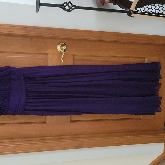 Beaded Pearl Neckline Dress - Picture 3 of 9